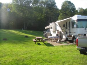 Tall Pines Campground NY Premium FHU Site
